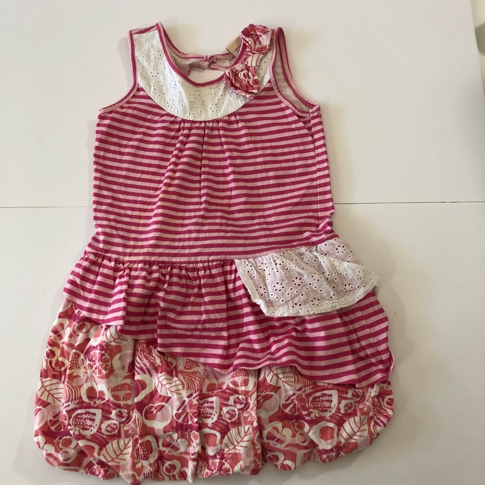 Girls dress